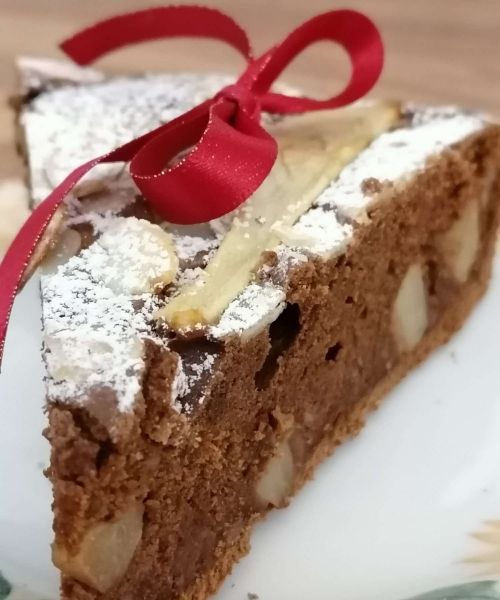 pear and almond chocolate cake perfect for Valentine's day