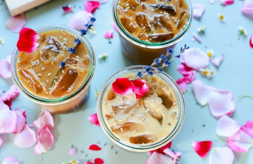 lavender iced coffee