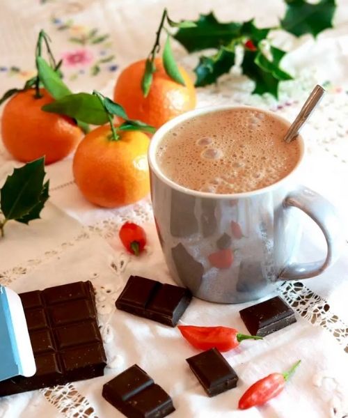 Energising Vegan Christmas Spiced Hot Chocolate - non-alcoholic festive cocktails