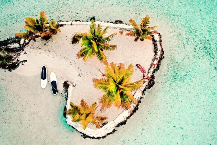Tahiti island, a romantic destination to enjoy any way you like