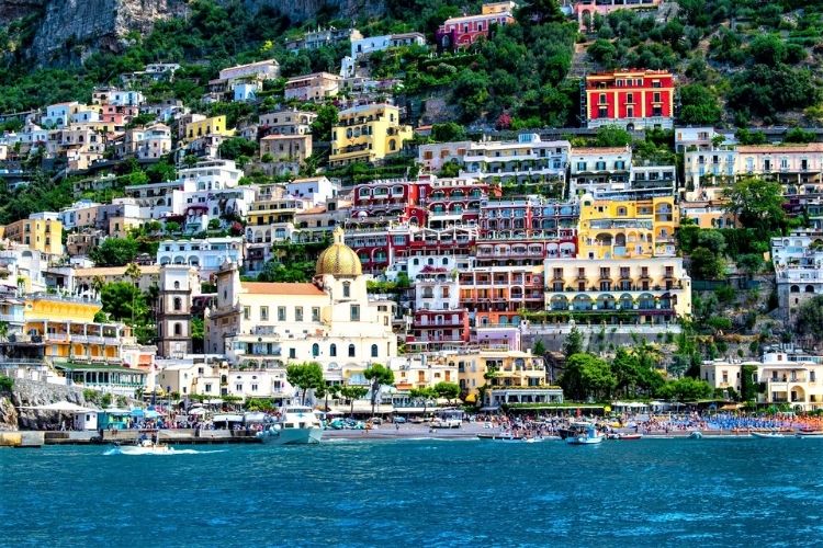 Amalfi Coast romantic destination
